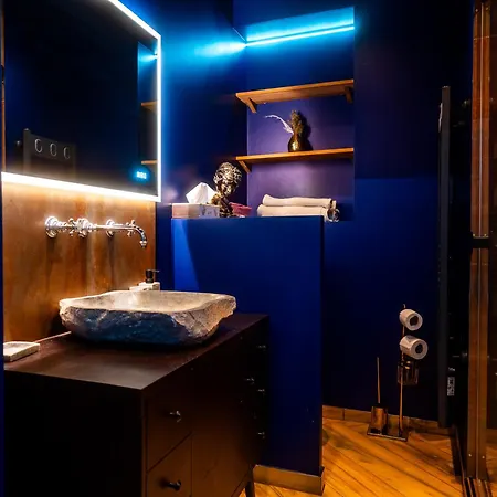Апартаменты Le Voluptueux - Sauna - Jacuzzi - Centre-ville