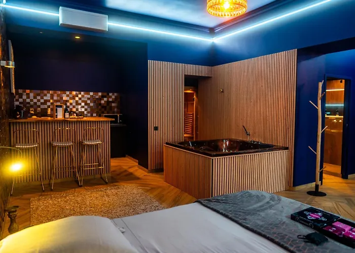 Le Voluptueux - Sauna - Jacuzzi - Centre-ville *