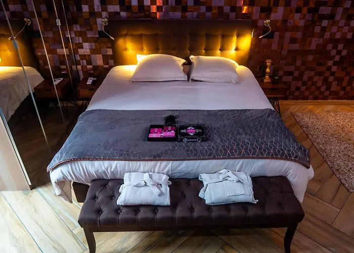 Le Voluptueux - Sauna - Jacuzzi - Centre-ville * Анже